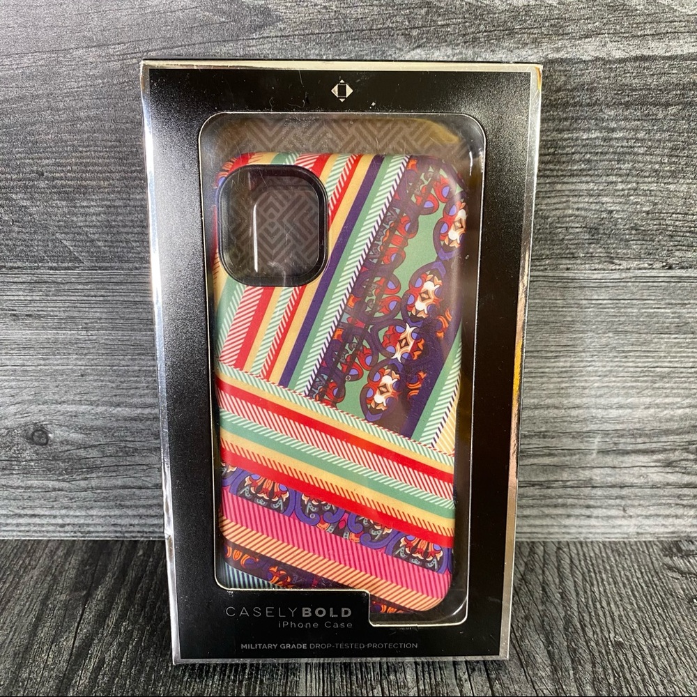 Casely iphone 11 patchwork case - Picture 2 of 5